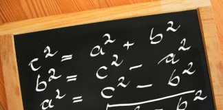 jak obliczyć pierwiastek