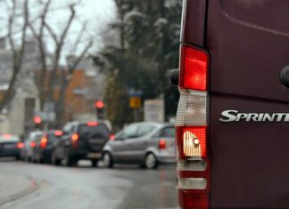 Co zrobić z autem po gradobiciu?