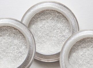 Czy smarować blaszki klocków?