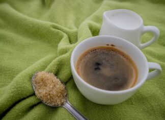 Jak zaktualizować AutoMapę w samochodzie?