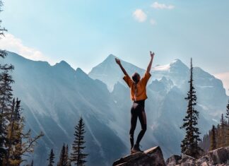 Na jakim programie suszyć kurtki w suszarce?