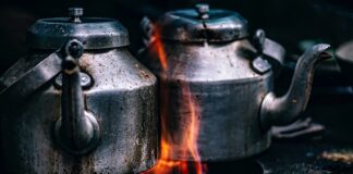 Co taniej czajnik elektryczny czy indukcja?