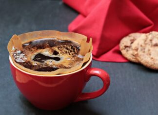 Dlaczego dolny filtr w suszarce jest mokry?