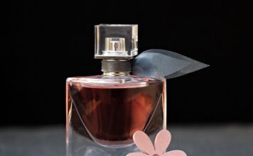 Jak używać perfum do suszarki? Jak używać perfum do suszarki?