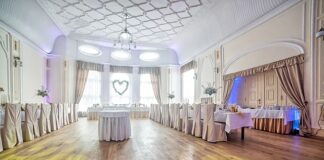 Jak zorganizować przyjęcie komunijne w restauracji